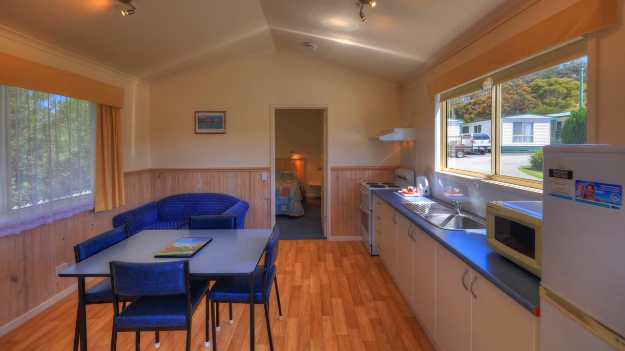 Готель Bicheno Cabin Park Екстер'єр фото